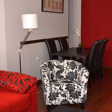 Apartamento Acueducto, Tres Dormitorios Y Parking Gratis Mérida Esterno foto