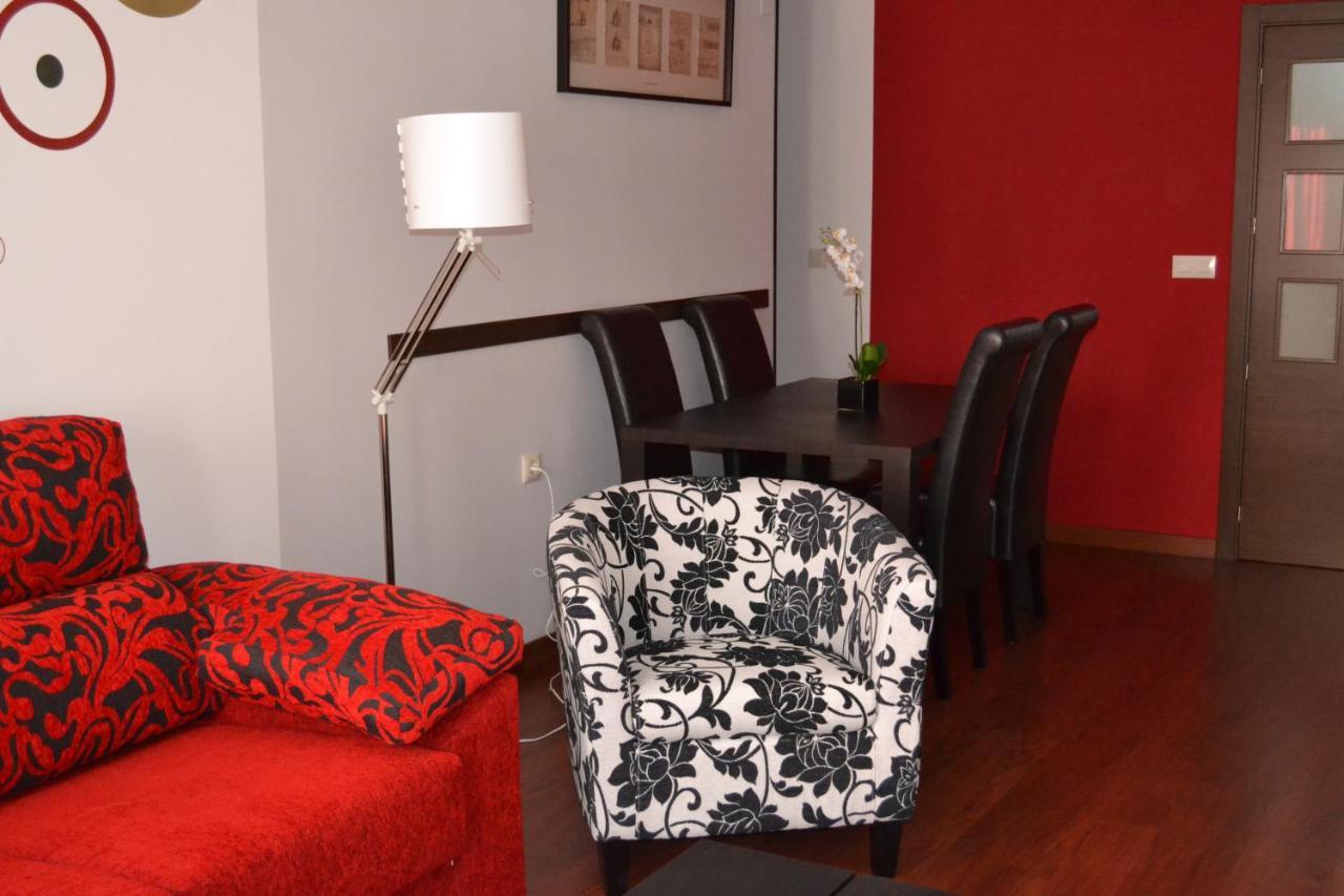 Apartamento Acueducto, Tres Dormitorios Y Parking Gratis Mérida Esterno foto