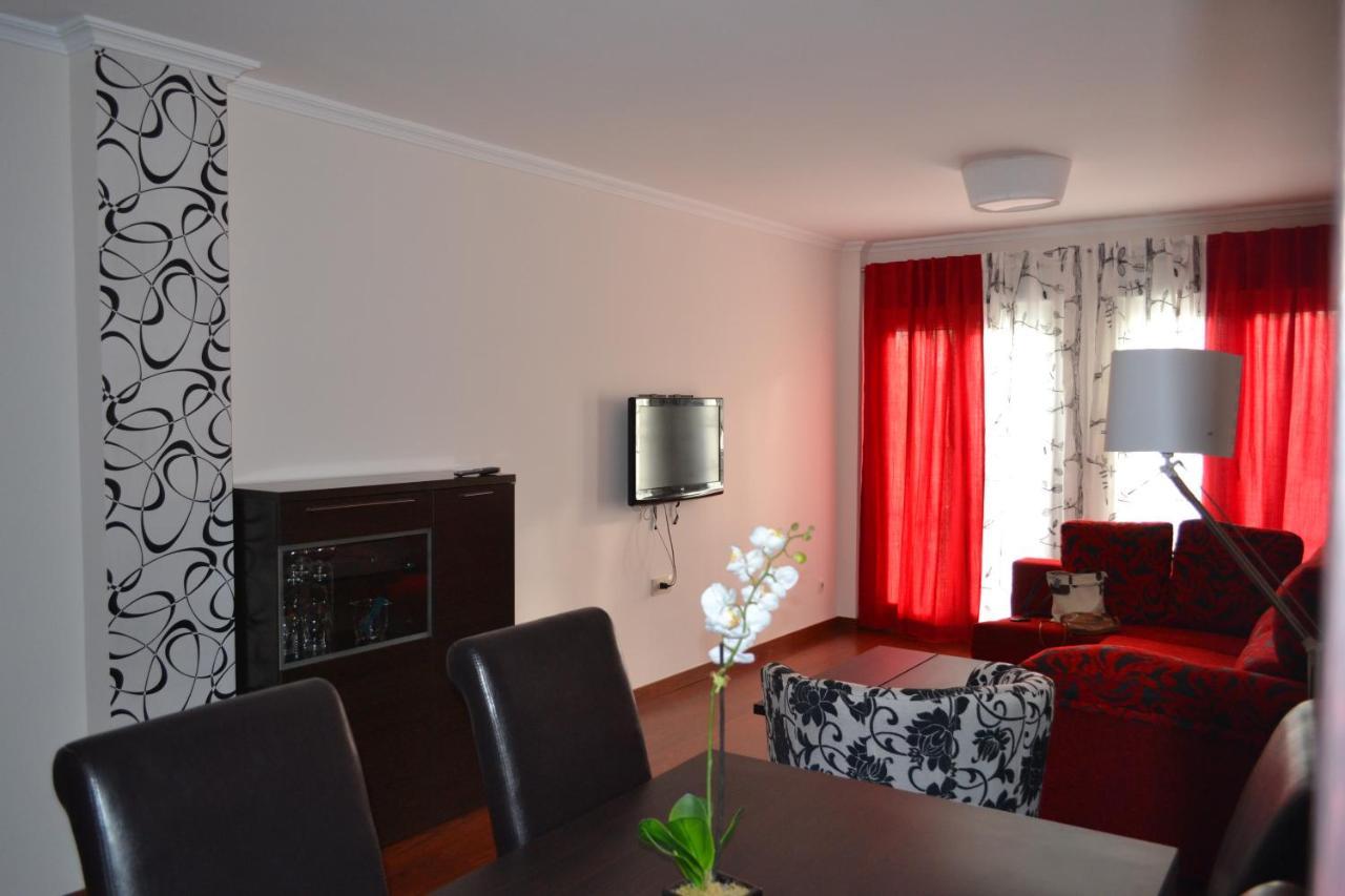 Apartamento Acueducto, Tres Dormitorios Y Parking Gratis Mérida Esterno foto