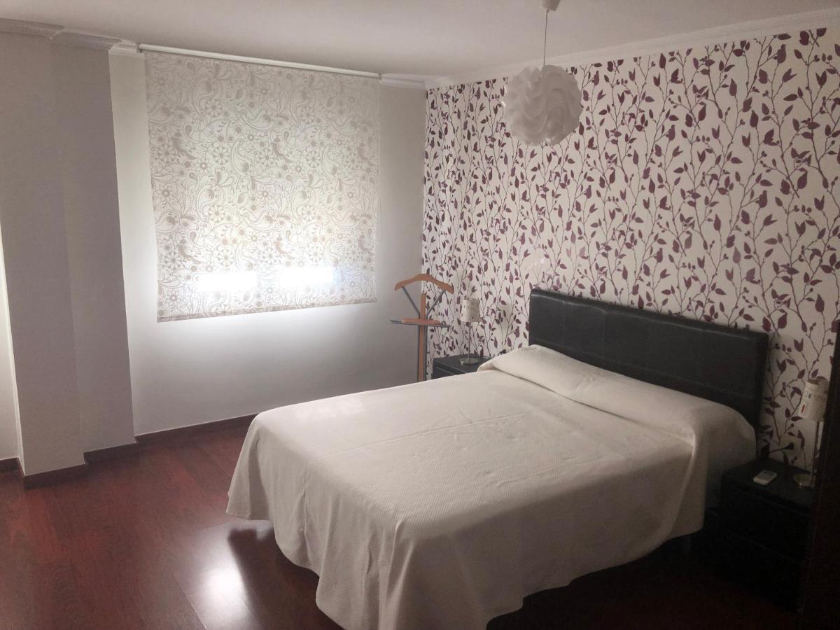 Apartamento Acueducto, Tres Dormitorios Y Parking Gratis Mérida Esterno foto