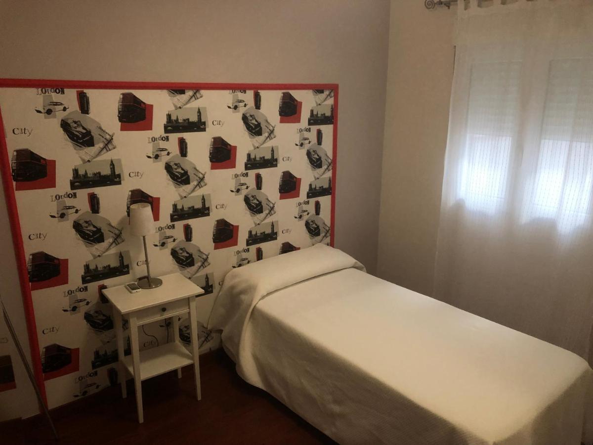 Apartamento Acueducto, Tres Dormitorios Y Parking Gratis Mérida Esterno foto