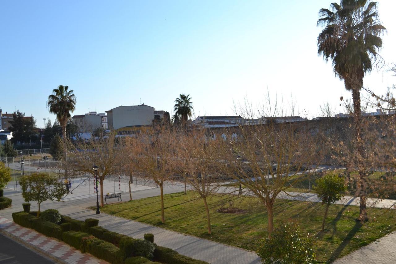 Apartamento Acueducto, Tres Dormitorios Y Parking Gratis Mérida Esterno foto