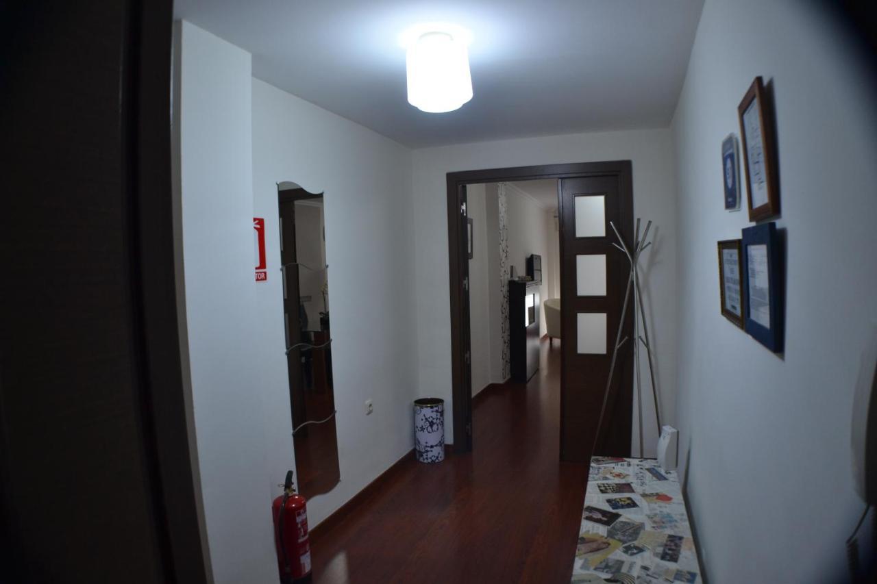 Apartamento Acueducto, Tres Dormitorios Y Parking Gratis Mérida Esterno foto